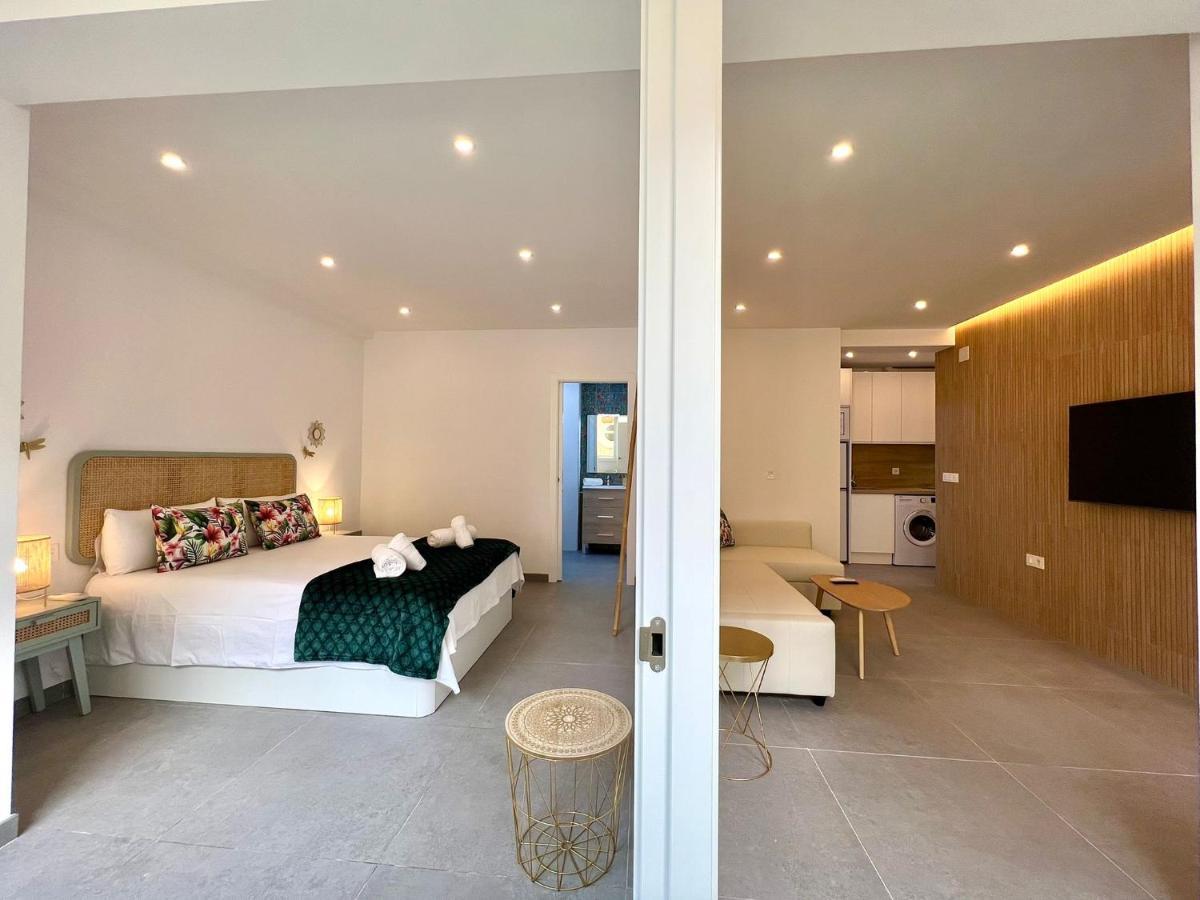 Malagueta Beach II & Private Terrace By Ele Apartments 말라가 외부 사진